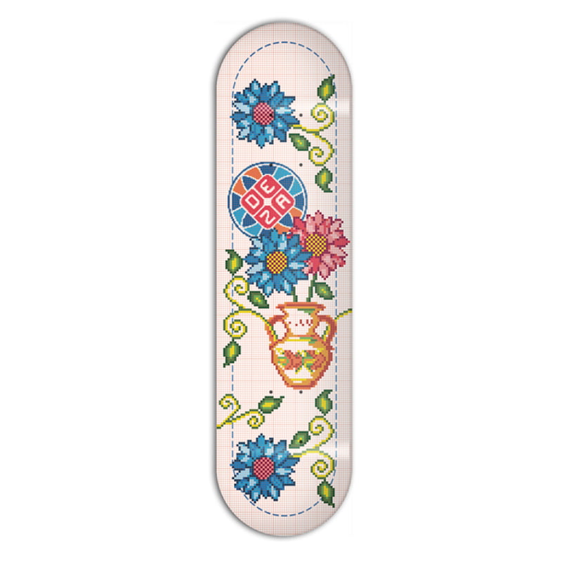 Punto De Cruz Series Flores Deza Skateboards Deck